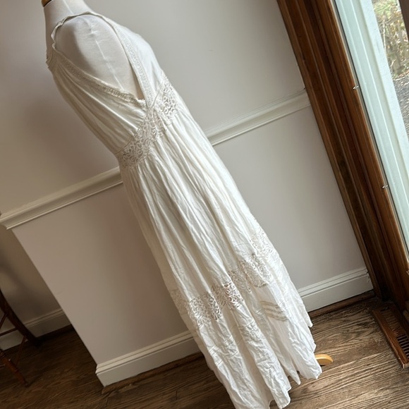 Free People Carla White Cotton Lace Maxi Dress V-neck Size Small NWT - Picture 6 of 10
